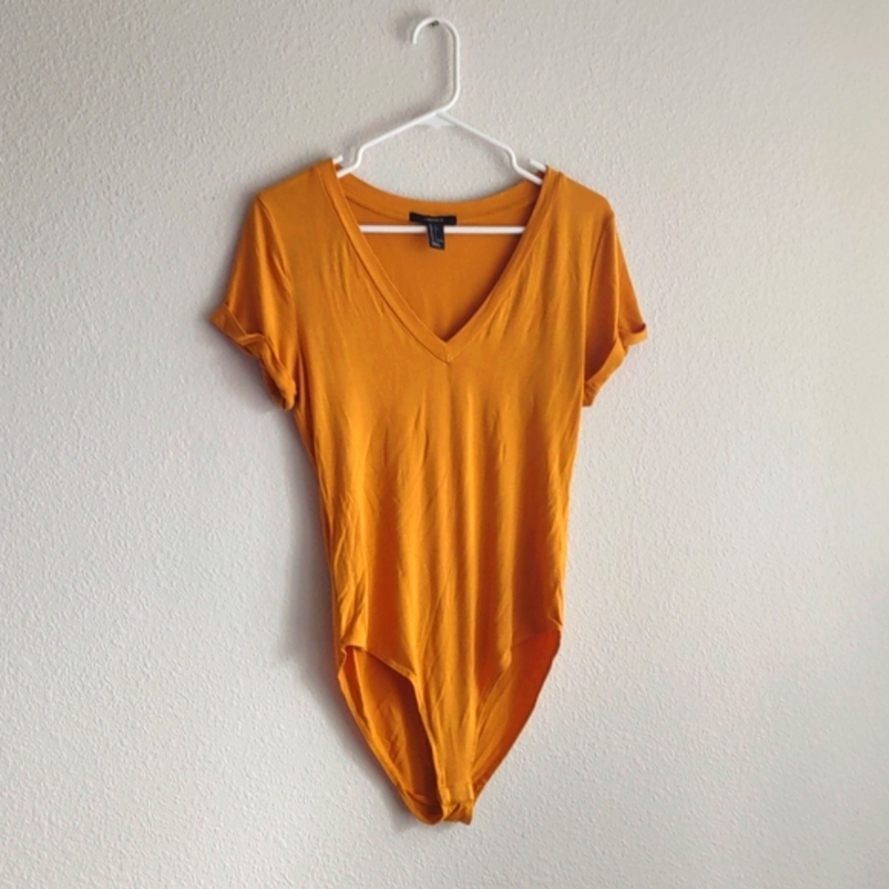 Forever 21 yellow mustard V Cut Short sleeve Bodysuit L